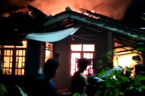  Sebuah Rumah di Cirebon Habis Terbakar, Diduga Gara-gara Gas Bocor saat Memasak