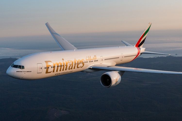 Ilustrasi pesawat Emirates
