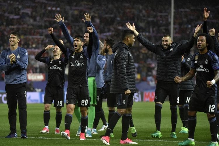 Pemain Real Madrid merayakan keberhasilan mereka lolos ke final Liga Champions. Cristiano Ronaldo dan kawan-kawan memastikan tiket final setelah menyingkirkan Atletico Madrid.   
