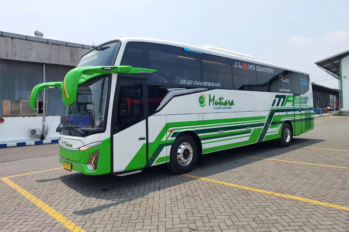 Bus baru PO Mutiara
