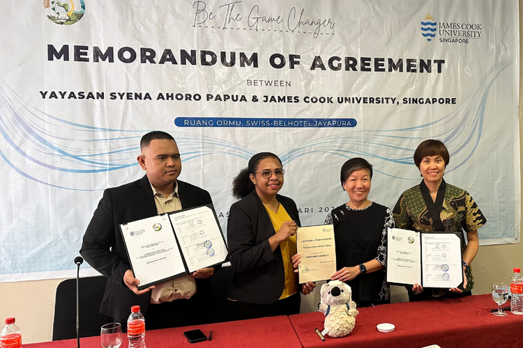 SAPA Foundation dan James Cook University, Singapore melakukan penandatanganan memorandum of agreement (MoA) di Swiss-Belhotel Papua, Jayapura pada Selasa (21/2/2023).