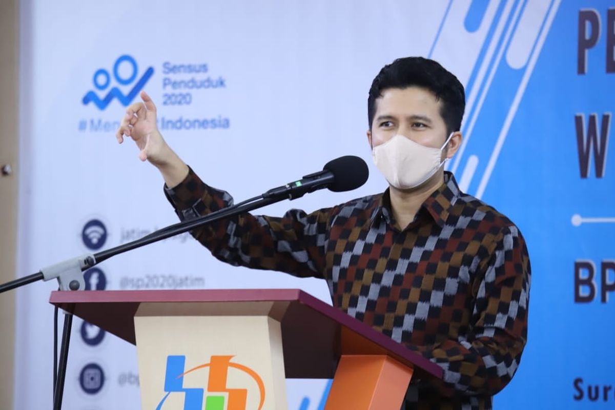 Wakil Gubernur Jawa Timur Emil Dardak saat menghadiri Pencanangan Pembangunan Zona Integritas Menuju WBBM di Kantor Badan Pusat Statistik (BPS) Jatim, Jl. Kendangsari, Surabaya, Selasa (19/5/2020).