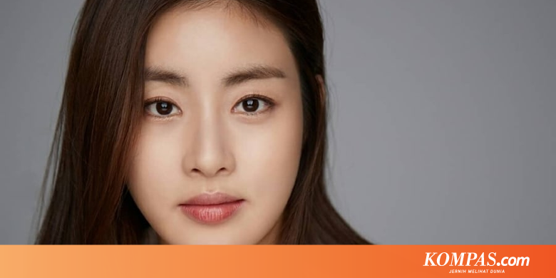 Kang Sora Praises Sheryl Sheinafia