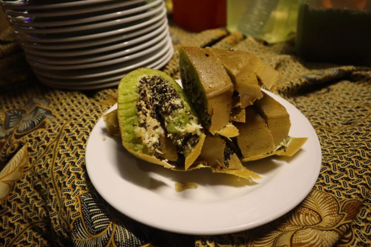 Martabak menjadi kuliner Indonesia yang menjadi favorit wisatawan mancanegara di acara The Best of Street Food Fiesta 2019