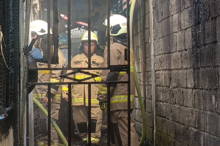 Penderita Stroke Tewas di Rumah Terbakar di Jakarta Timur, Pintu Terkunci