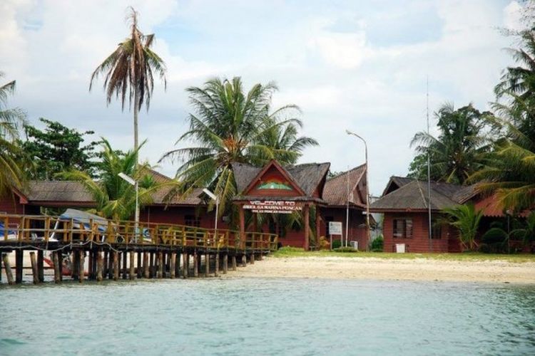 Keindahan Pulau Poncan di Sibolga. 