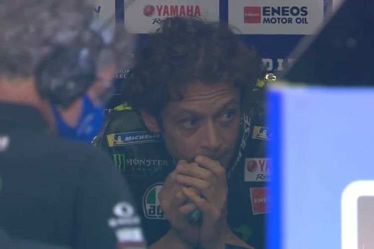 Valentino Rossi hampir tersambar motor di MotoGP Austria 2020