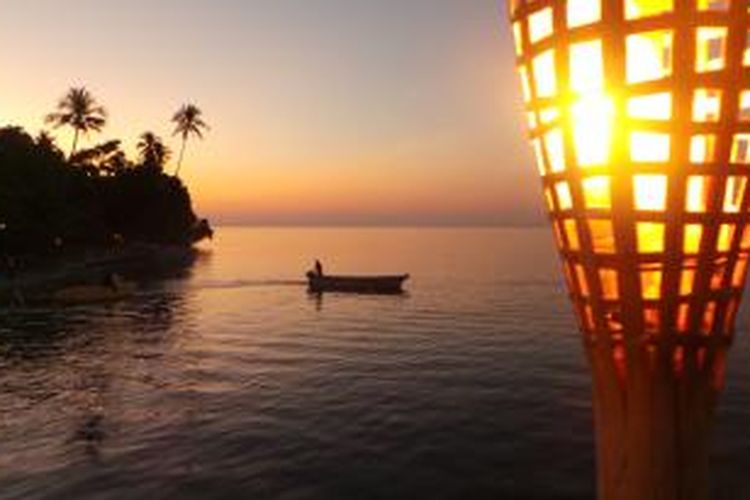 Pulau Wangi-Wangi, Kepulauan Wakatobi, Sulawesi Tenggara, Jumat (11/10/2013).