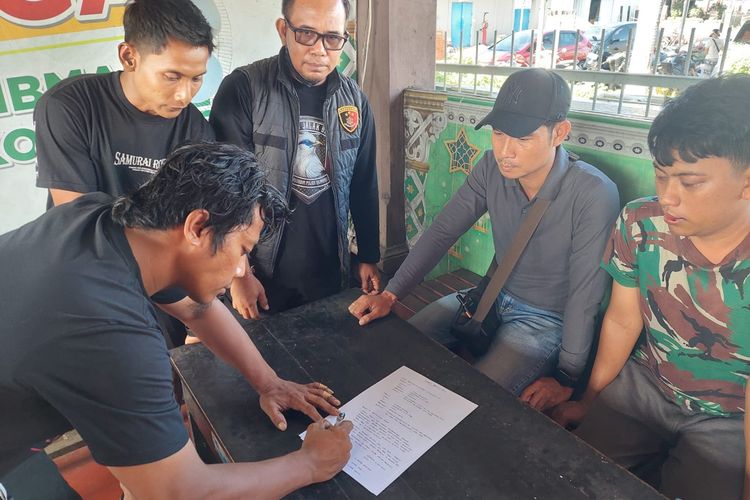 Viral Sopir Truk Pingsan karena Baku Hantam di Pelabuhan Gilimanuk, Bermula dari Senggolan Saat Antre Naik Kapal