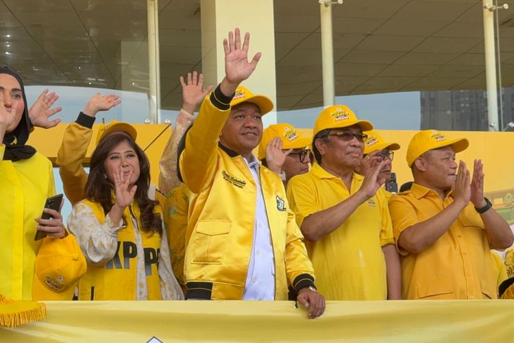 Minta Uang Saku untuk Pemudik Gratis Ditambah, Bahlil: Kursi Golkar Tidak Naik Tanpa Mereka