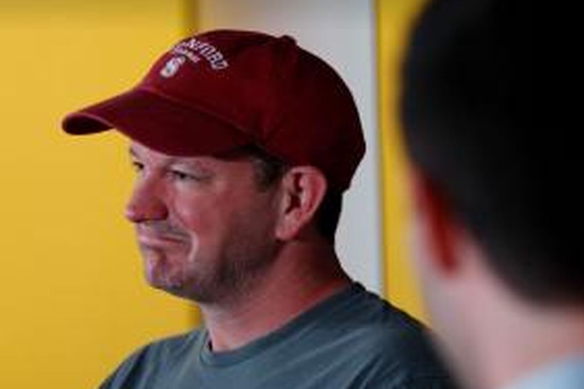 Salah satu pendiri WhatsApp, Brian Acton, saat berbincang santai di Start X, Palo Alto, California, AS, Rabu (4/6/2014) waktu setempat.