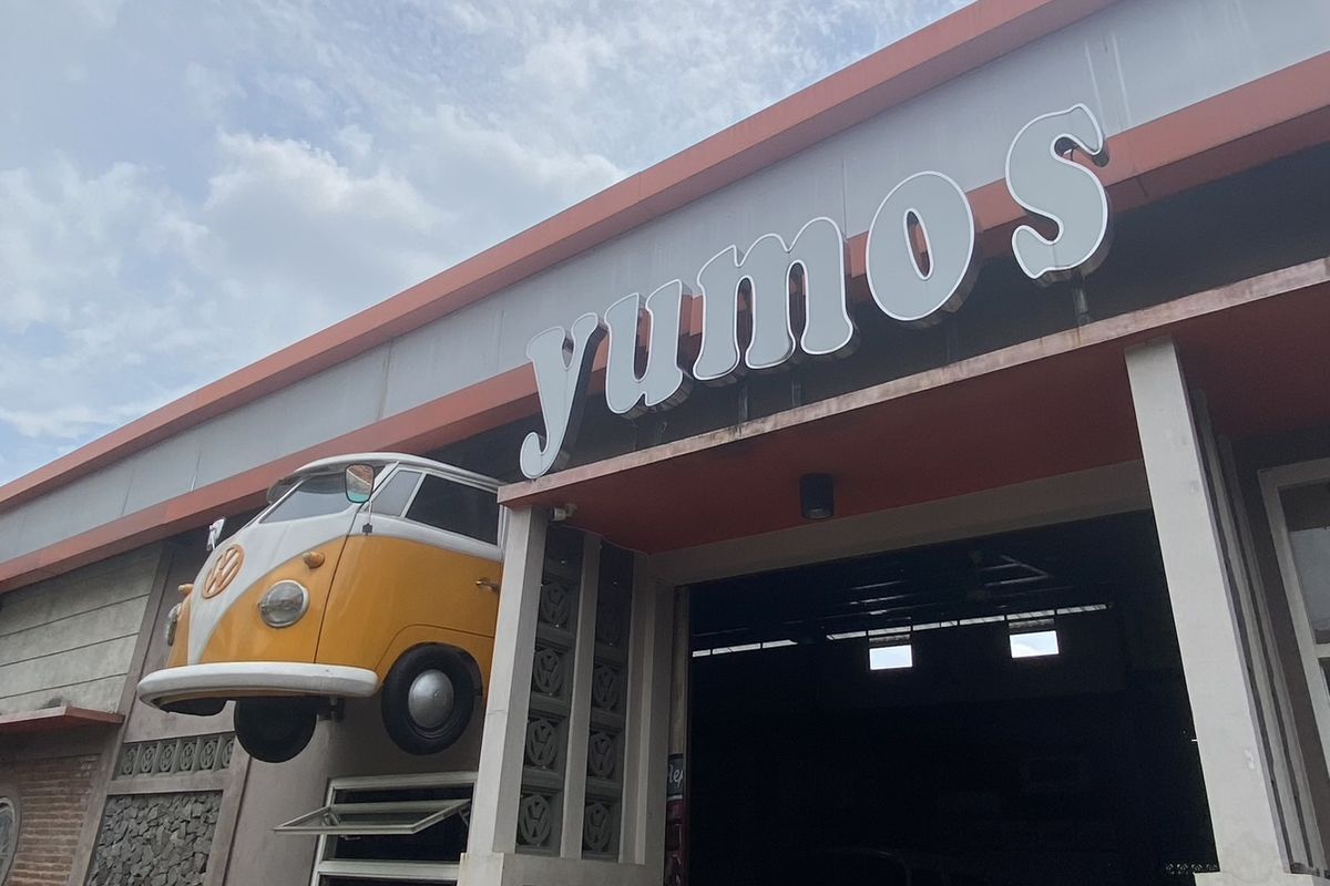 Bengkel spesialis restorasi VW Yumos garage yang ada di Semarang.
