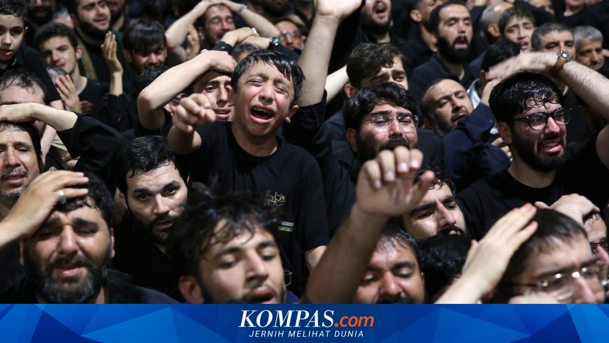 Seruan Balas Dendam Menggema di Pemakaman Ali Khamenei