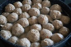 Pedagang Mi dan Bakso Didorong untuk Jualan Online