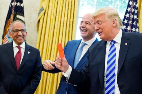 Bertemu Bos FIFA, Trump Sodorkan Kartu Merah kepada Jurnalis