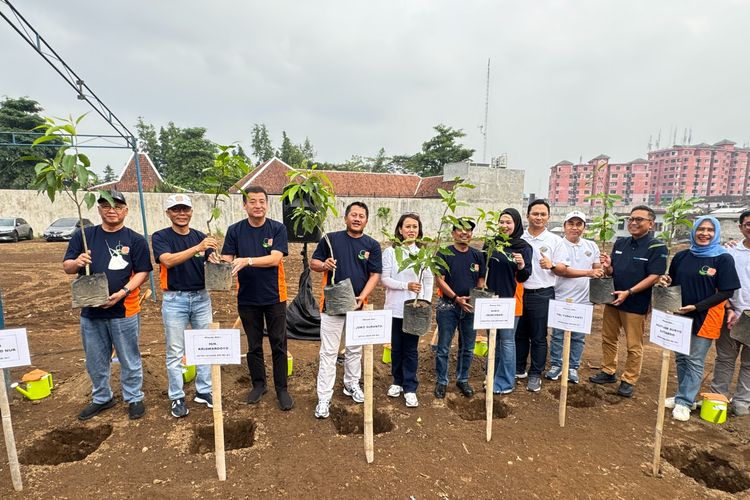Program Penanaman pohon yang dilakukan oleh Persatuan Perusahaan Realestat Indonesia (REI) 