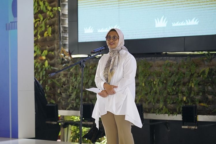 Direktur Utama Telkom Dian Siswarini.