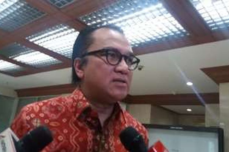 Anggota Komisi I DPR, Tantowi Yahya di Kompleks Parlemen, Senayan, Jakarta, Kamis (14/7/2016).