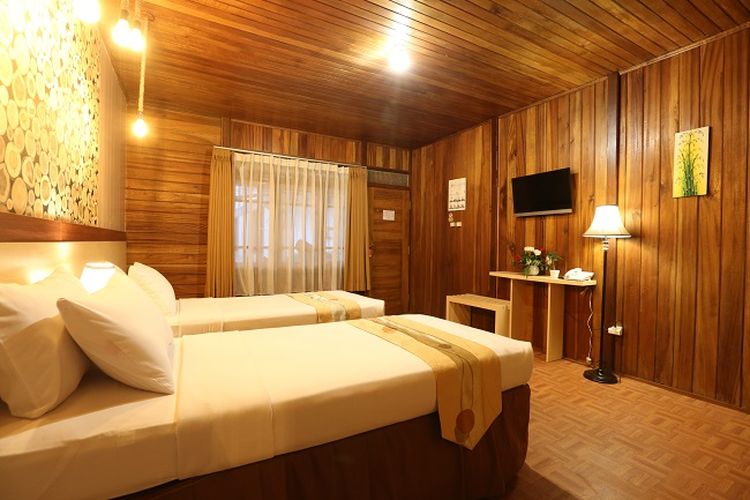 salah satu kamar dengan tipe classik di Hotel Pesona Bamboe, Lembang