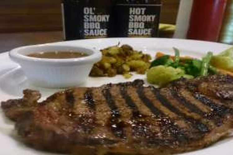 Rib Eye Steak seberat 250 gram, menu baru dari Holy Smokes.