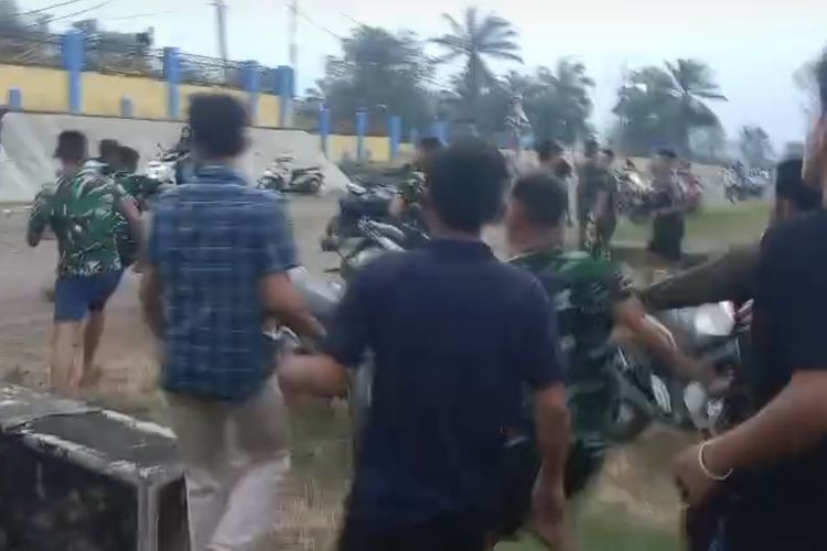 Video Kericuhan Oknum TNI dan Warga di Lampung Utara Viral, Berawal dari Teguran Pengendara Motor