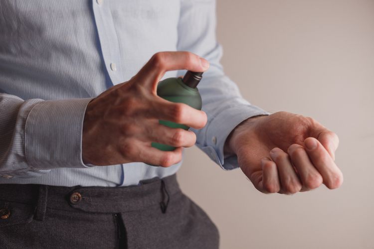 6 Rekomendasi Parfum Pria untuk ke Kantor, dari Aroma Fresh hingga Woody