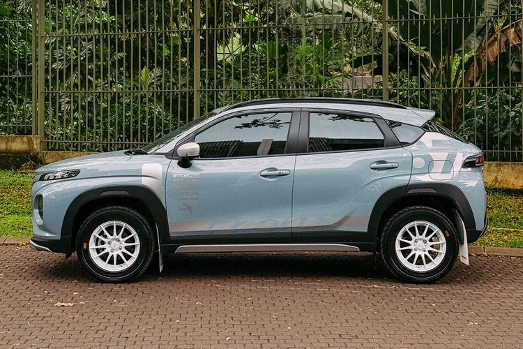 Suzuki Fronx milik Den Dimas 