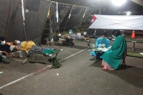 Ruangan RSUD Penuh, Pasien Covid-19 Terpaksa Dirawat di Tenda Darurat