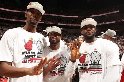 Jersey Chris Bosh Dipensiunkan Heat