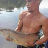 Sungai di Kalbar Diduga Tercemar Limbah Sawit, Ikan Mati Mendadak