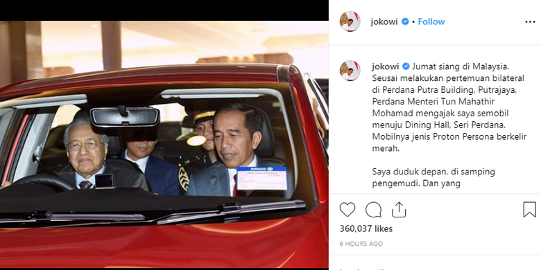 Presiden Joko Widodo menumpang mobil Proton yang dikemudikan Perdana Menteri Malaysia Mahathir Mohamad di Malaysia, Jumat (9/8/2019). 