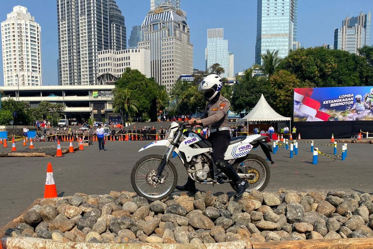 Lomba ketangkasan bermotor polisi Polda Metro Jaya 