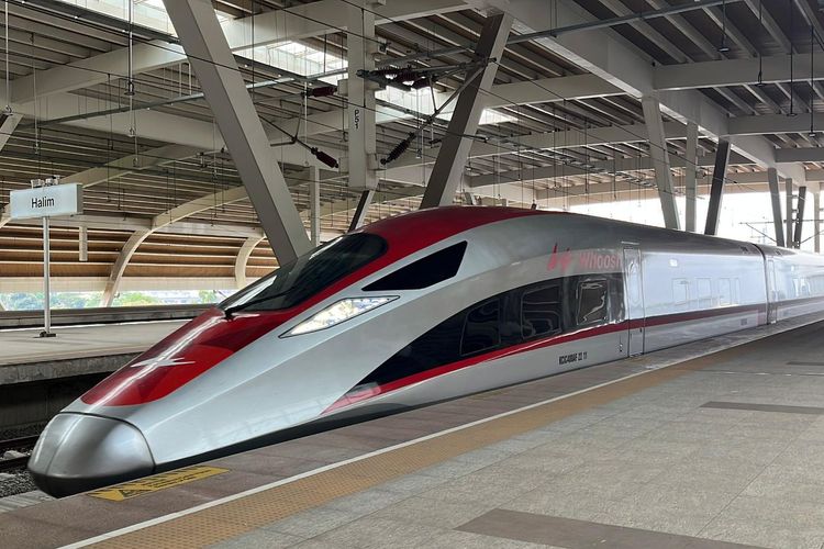 Purbaya Sebut Punya Strategi Bayar Utang Kereta Cepat Tanpa Pakai APBN