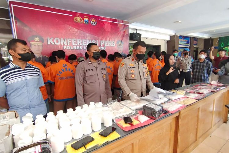 Ribuan pil koplo diamankan Polres Lumajang dalam kurun waktu dua bulan terakhir