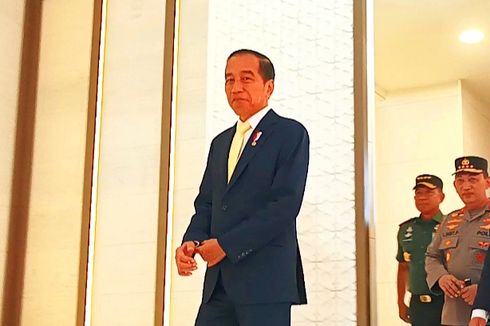 Soal Jokowi Pakai Dasi Kuning, Sekjen PDI-P: Nyaman Kan Urusan Hati