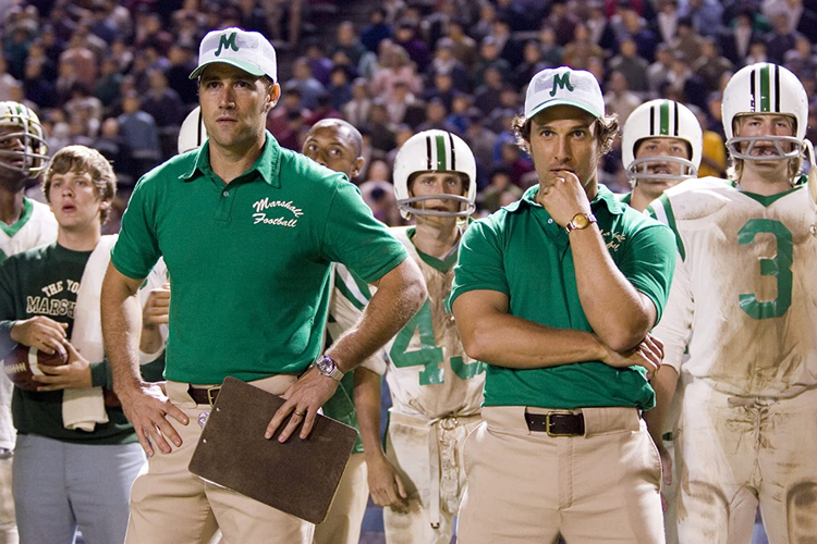  Matthew McConaughey dan Matthew Fox dalam film drama biopik We Are Marshall (2006).