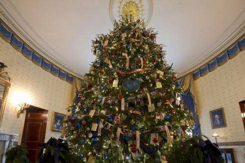Yuk, Intip Dekorasi Natal di Gedung Putih!