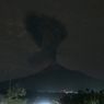 Malam Ini Gunung Lewotobi Laki-laki Meletus Lagi, Semburkan Abu Tebal 900 Meter
