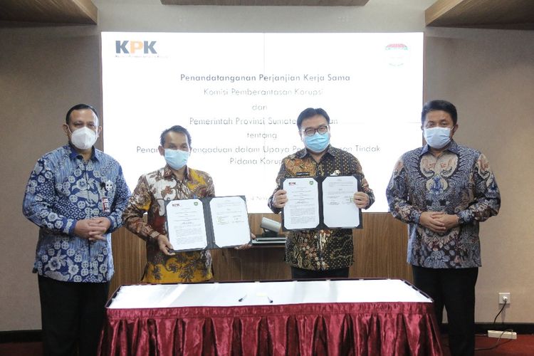 Acara penandatanganan kerja sama antara Komisi Pemberantasan Korupsi (KPK) dan Pemerintah Provinsi Sumatera Selatan terkait penanganan pengaduan dalam upaya pemberantasan korupsi, Rabu (4/11/2020).