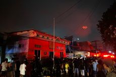 Petugas Damkar Sebut 30 Bangunan di Tambora Hangus Dilahap Api