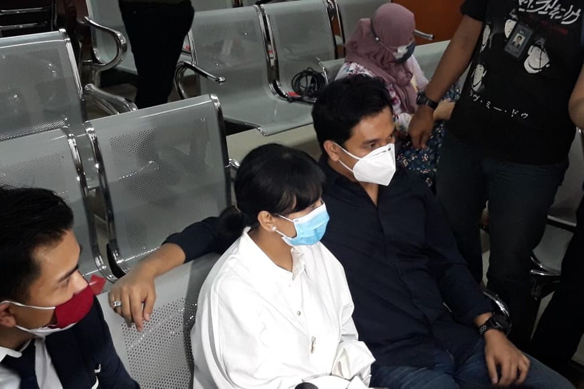 Selebritis Vanessa Angel baru saja menjalani sidang pertama kasus psikotropika di Pengadilan Negeri Jakarta Barat, pada Senin (31/8/2020).