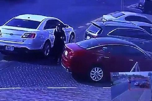 CCTV Rekam Aksi Perempuan Saudi yang Diduga Mencuri Mobil 