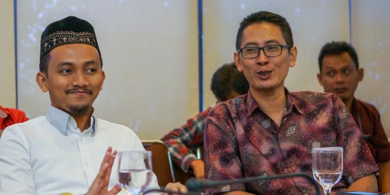 Dua orang pendiri kawal pemilu, Ainun Najib (kiri) dan Ruly Achdiat