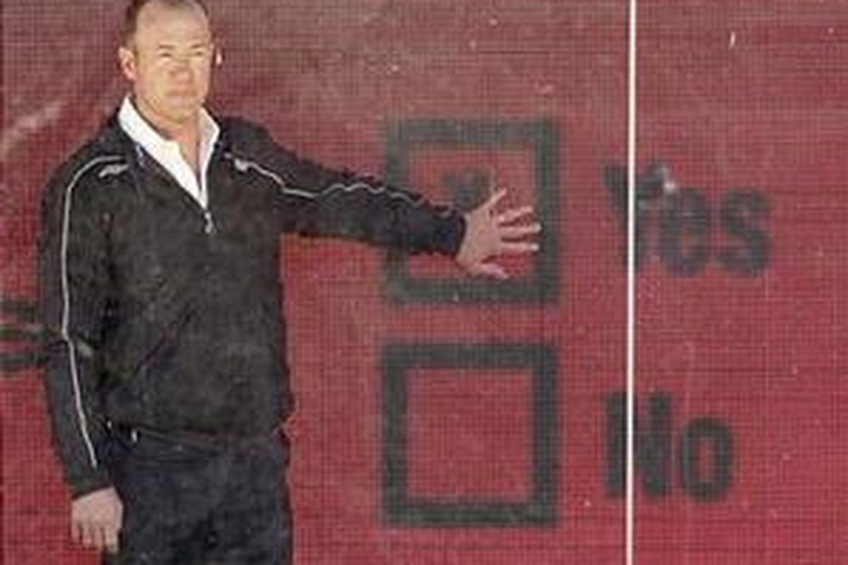 Alan Shearer akhirnya menyatakan bersedia melatih Newcastle.