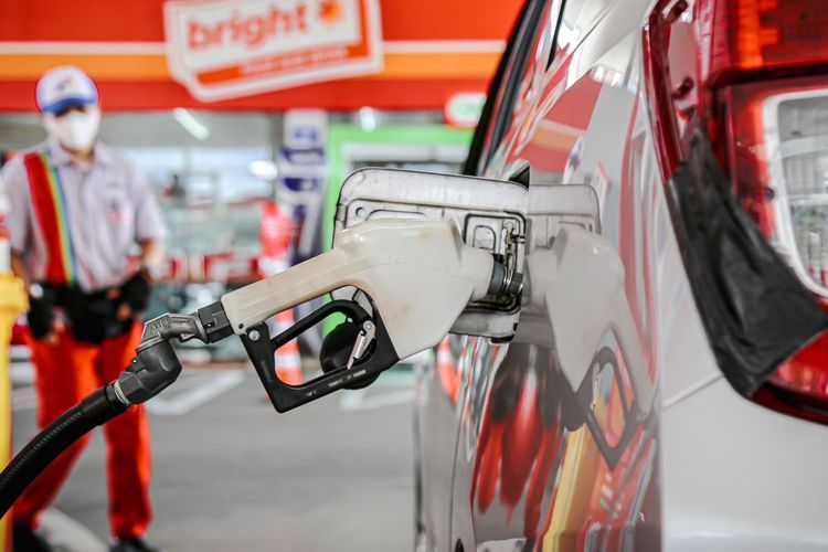 Ilustrasi harga BBM Pertamina. Harga BBM Pertamina hari ini. Harga BBM Oktober 2025. Harga BBM 1 Oktober 2025. Harga BBM Pertamina terbaru Oktober 2025. Harga BBM hari ini.