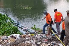 Petugas Eksavator Temukan Jasad Pria saat Bersihkan Sungai di Surabaya