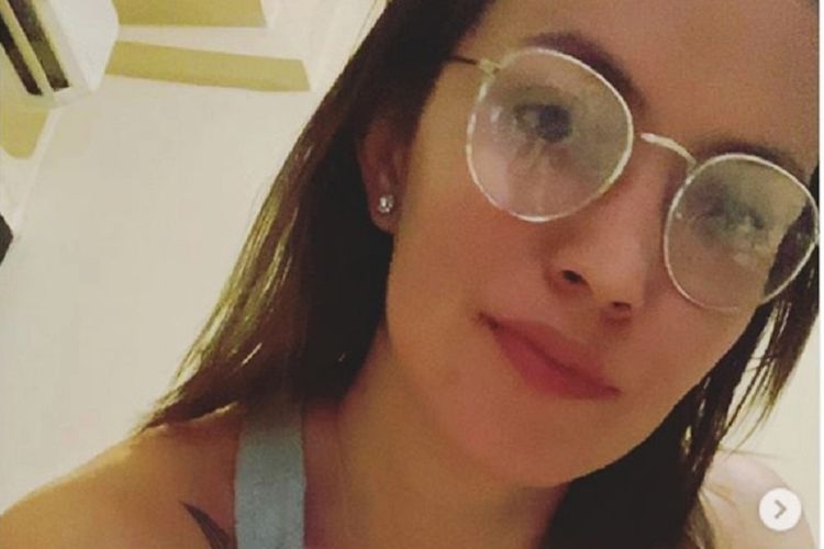 Vivian Polania. Seorang hakim di Kolombia yang diperiksa karena dia membagikan foto seksi demi diskon baju.