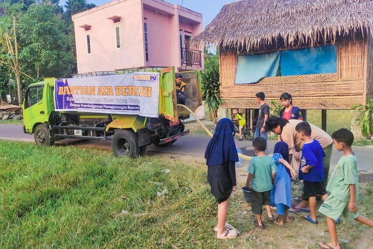 Kemarau El Nino, Warga Lebak Andalkan Bantuan Air Bersih