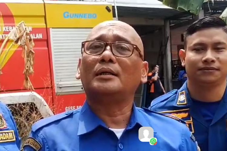 Kasi Penyelamatan Damkar Satpol PP Bangkalan Ortiz Iskandar 
