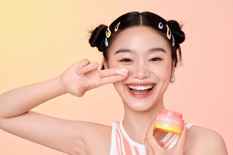 Double Cleansing Kit Barenbliss Indonesia membersihkan wajah lebih optimal sekaligus memberika nutrisi untuk kulit